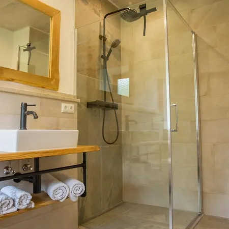 Bio-bauernhof Eisele * Scheuring