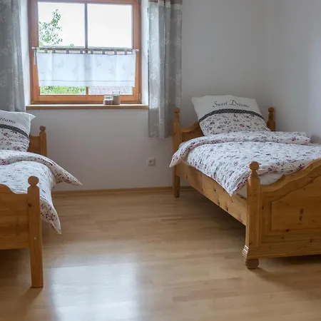 Apartment Bio-bauernhof Eisele *